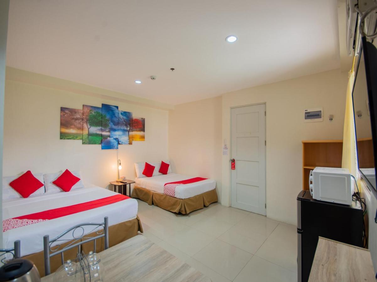 Oyo 707-908 Salinas Suites Cebu Exterior photo