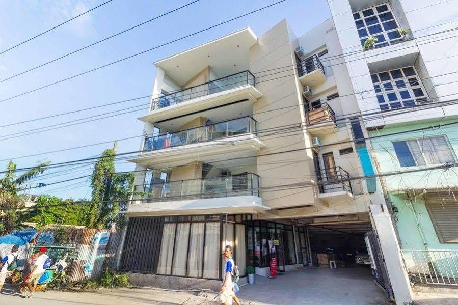 Oyo 707-908 Salinas Suites Cebu Exterior photo